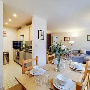 Capital Aldgate - Two Bed London