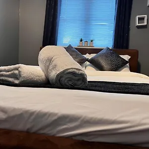  Apartment Vrlproperties.