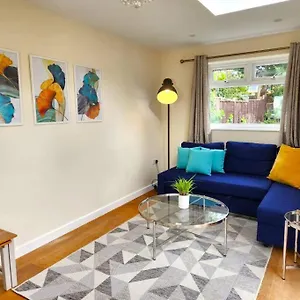  Holiday home Gilpin 4bedroom Wifi, Parking, Netflix, Garden