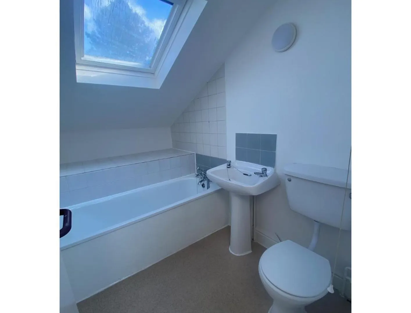 The Cozy Apartment Gloucester United Kingdom